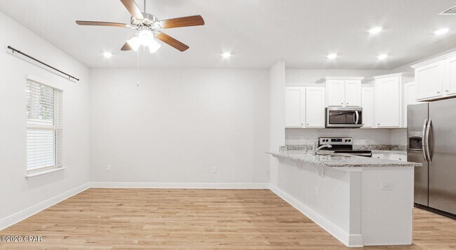 Foto del edificio - 184 Sandhill Pines Dr