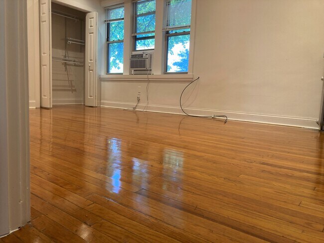 First Bedroom 1 - 727 Seward St