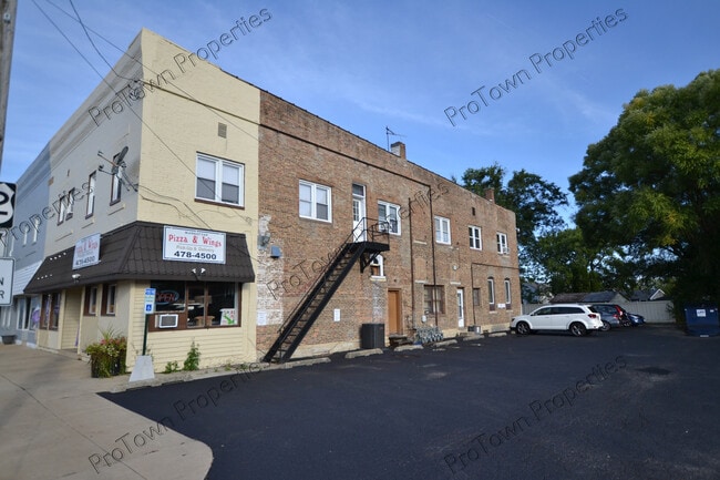 Building Photo - 120 E North St