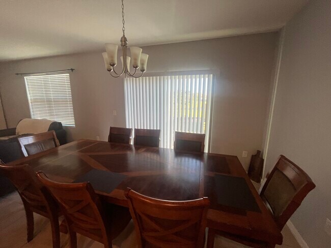 Foto del edificio - 5341 Sandpine Haven Ln