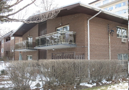 Building Photo - 650 Briar Hill