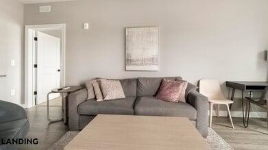 Building Photo - 3050 Steeple Cir