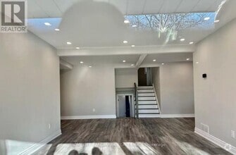 Building Photo - 2421 Speyside Dr