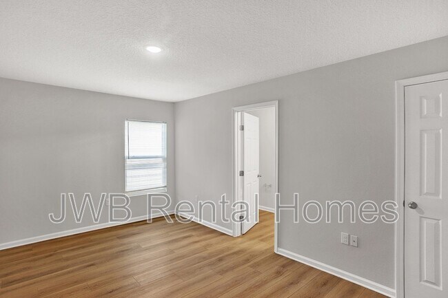 Foto del edificio - 5440 Chenango Blvd