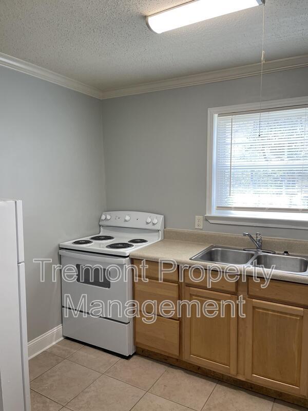 Foto del edificio - 2934 Lightfoot Mill Rd