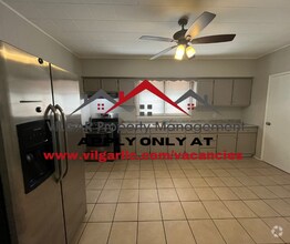 Building Photo - 2426 Schrage Ave