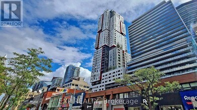 Building Photo - 318 Richmond St W