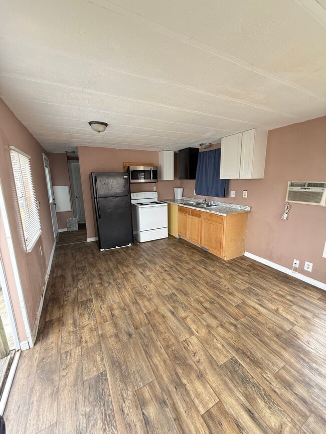 Foto del edificio - 920 Boardwalk Ln