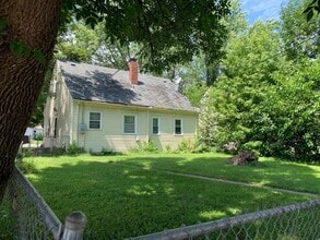 Building Photo - 4904 Xerxes Ave N