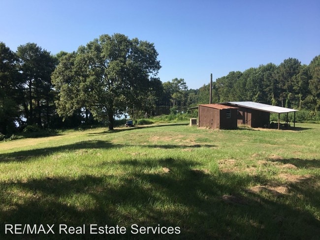Building Photo - 10297 Bonham Landing Rd