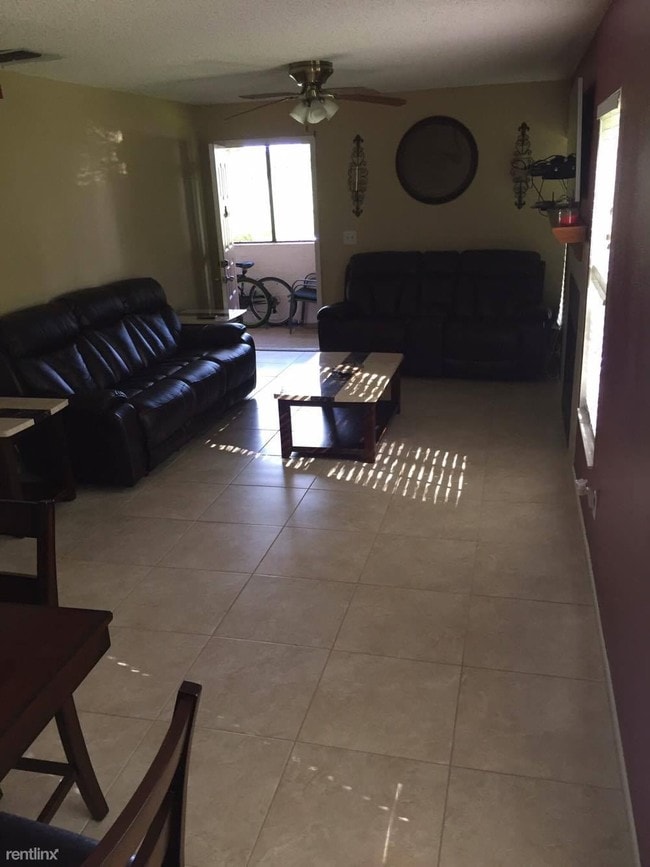 Building Photo - 2969 Bonaventure Cir