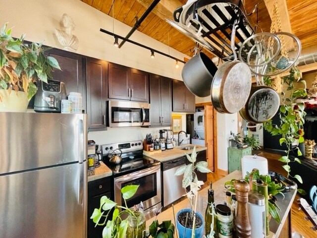 Foto del edificio - 355 N Laflin St