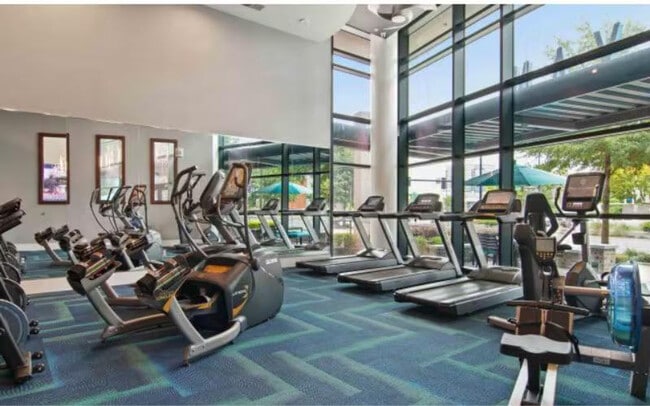 Foto del edificio - 3380 Peachtree Rd NE