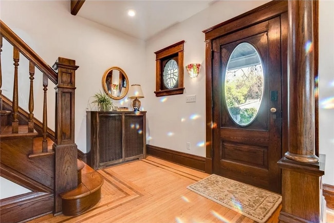 Foto del edificio - 980 6th St E