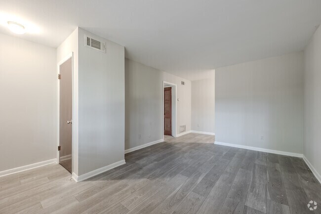 2HAB, 1BA - 875 ft² - Sala de estar - The Ivy at Campbellton