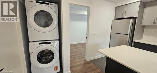 Building Photo - 31 Mill St