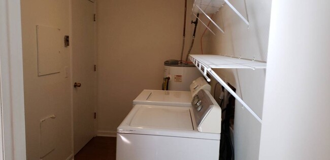 Washer Dryer - 2111 Lusters Gate Rd