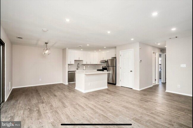 open space - 202 Wyndham Plz
