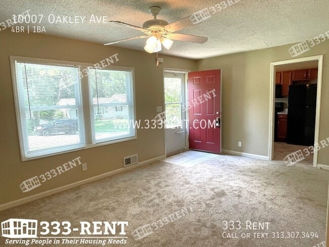 Building Photo - 10007 Oakley Ave