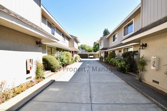 Foto del edificio - 1048 7th St