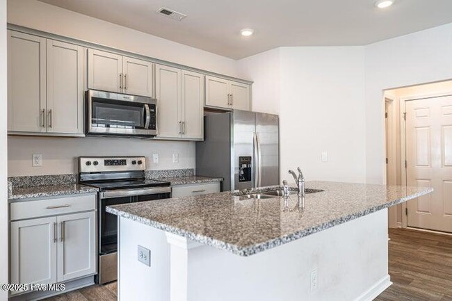 Building Photo - 1210 Gracie Ln