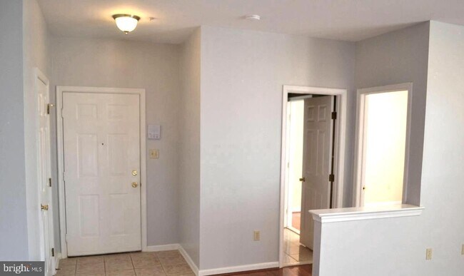 Foto del edificio - 8202 Blue Heron Dr