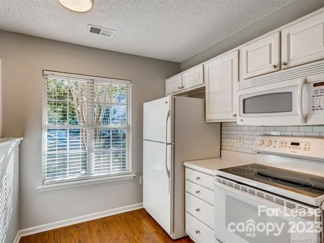 Building Photo - 12567 Bluestem Ln