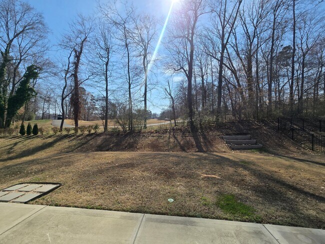 Foto del edificio - 253 Cramerton Mills Pkwy