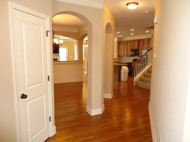 Building Photo - 1120 Weston Green Loop - Bev Roberts Renta...