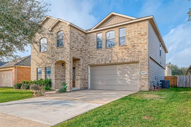Foto del edificio - 502 Mornington Ln