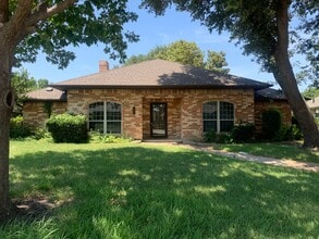 Building Photo - 209 Bellmeade Dr