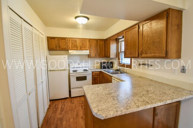 Building Photo - MOVE IN SPECIAL! $200 off your first month...