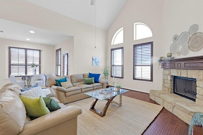 Foto del edificio - 687 Ledge Stone Dr