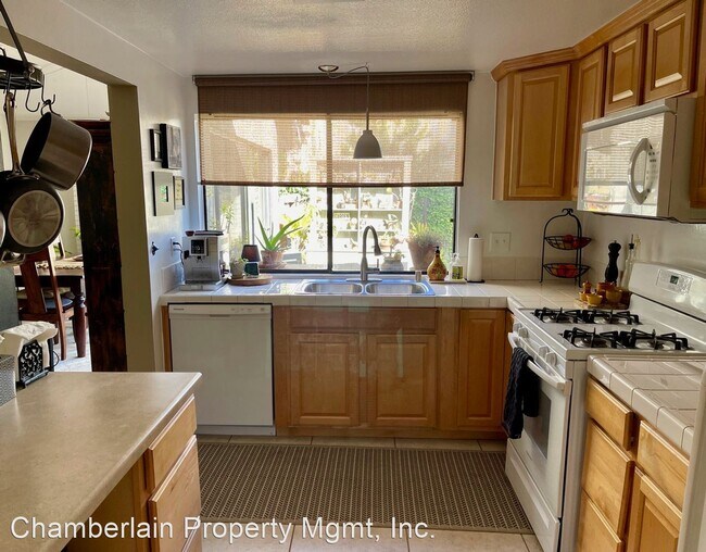 Building Photo - 3 br, 2 bath House - 1746 Tamarack Ave