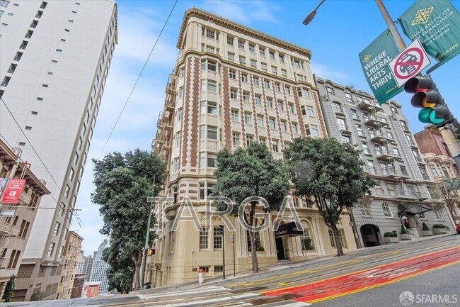 Building Photo - 850 Powell St