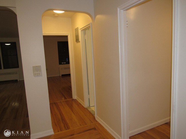 Building Photo - 9851 Queens Blvd