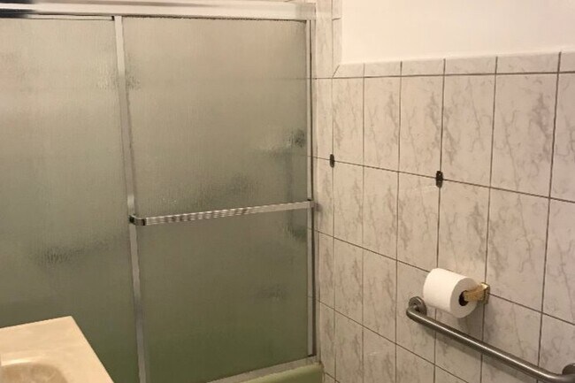 Building Photo - 7548 Lemp Ave