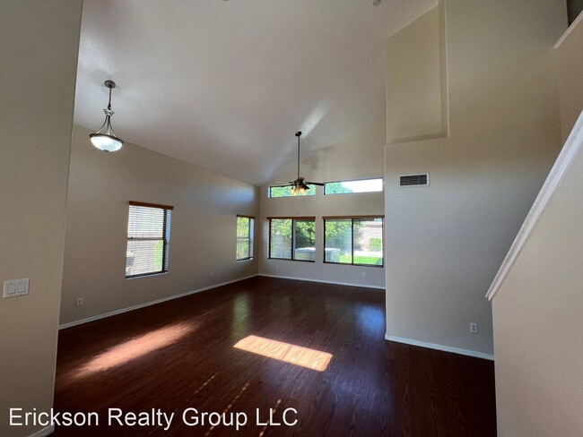 3 br, 2.5 bath House - 13524 W Keim Dr 212... photo'