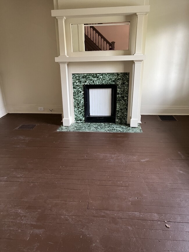 Photo - 1143 Buente St House