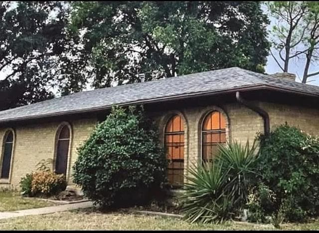 Building Photo - 3701 W Rochelle Rd