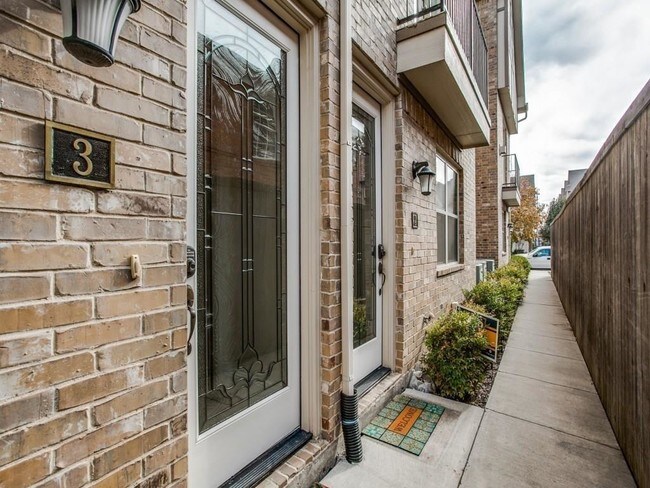 Foto del edificio - 4153 Grassmere Ln