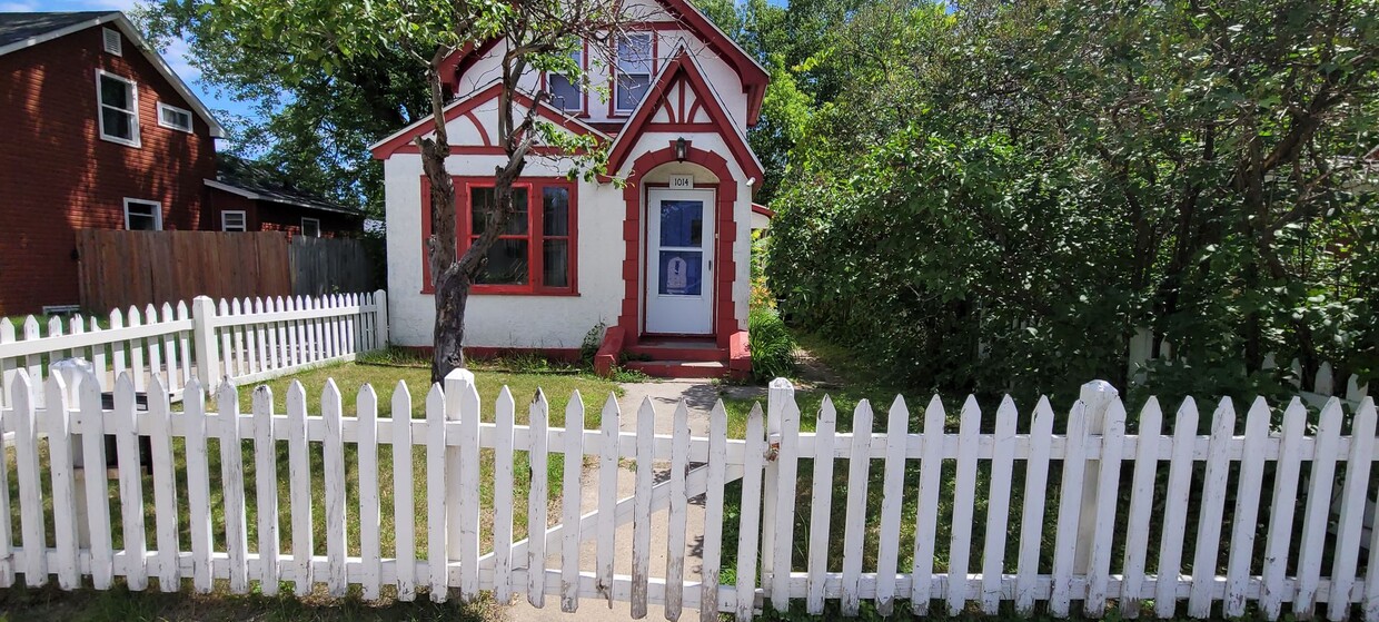 Primary Photo - Single Family Home Close to BSU