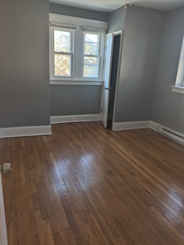 Building Photo - 6607 Blakemore St