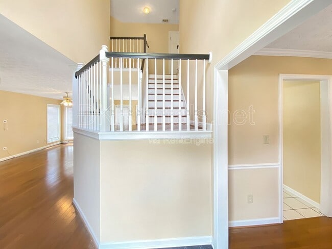 Building Photo - 1704 Riverlanding Cir