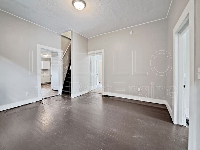 Foto del edificio - 741 S 37th St