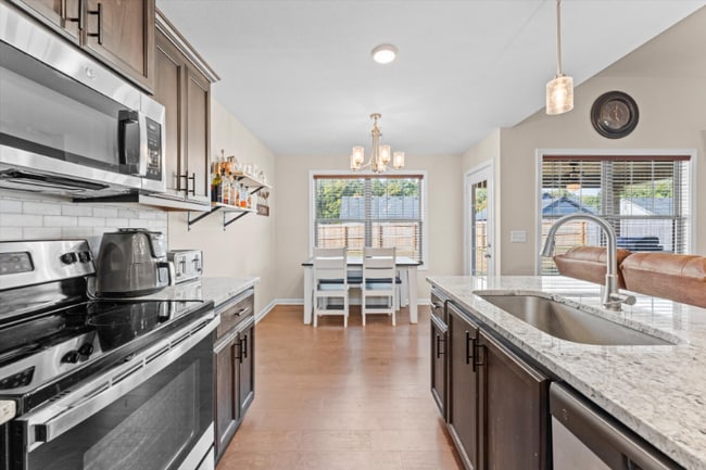 Building Photo - 1498 Fredrick Dr