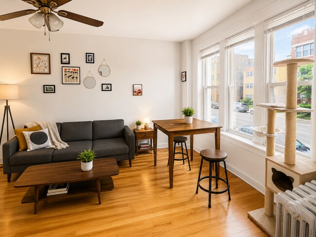 Foto del edificio - 1635 W Morse Ave