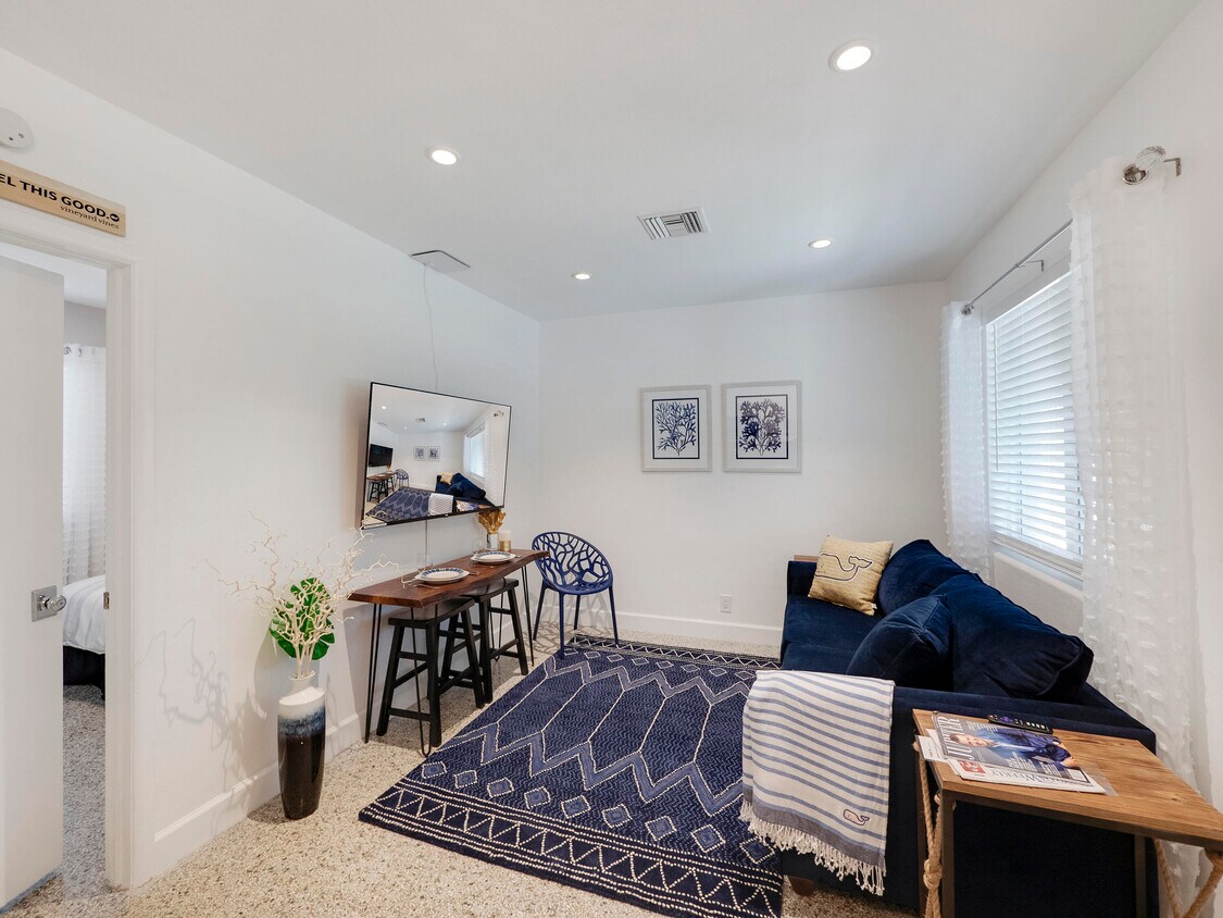 Foto principal - 1258 Beach Rd