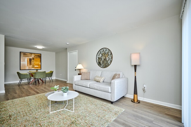 Foto del edificio - The Jefferson Apartments