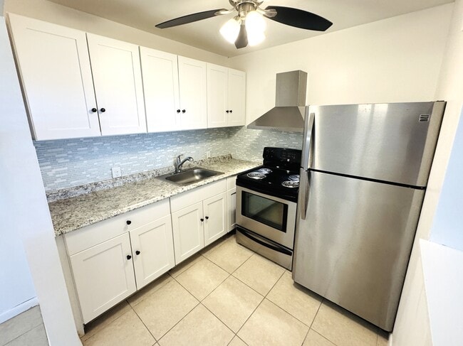 Photo - 138 Fanshaw Way Townhome